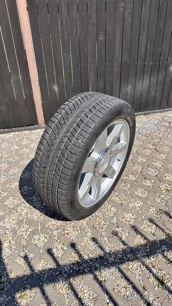 285/45 r22 Cadillac escalade - 2