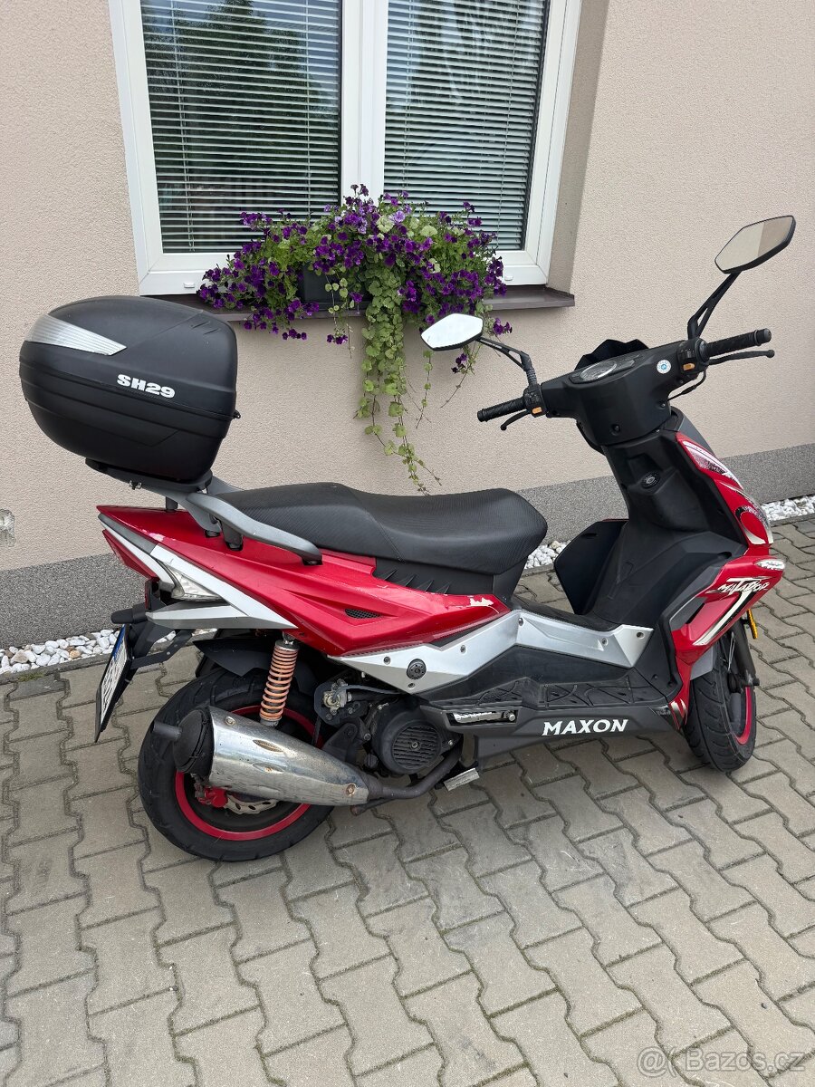 Prodám skútr Maxon 125 - 2
