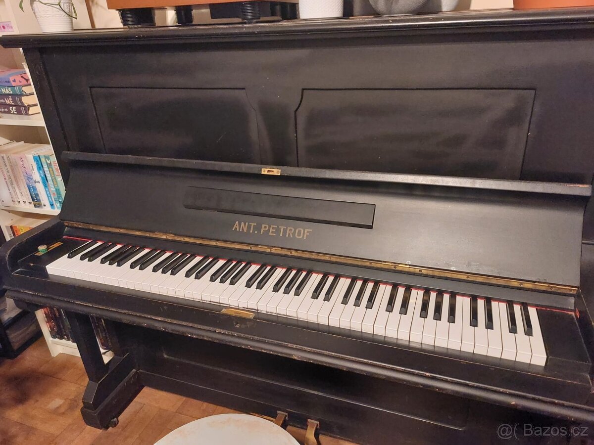 Piano Petrof zdarma - 2