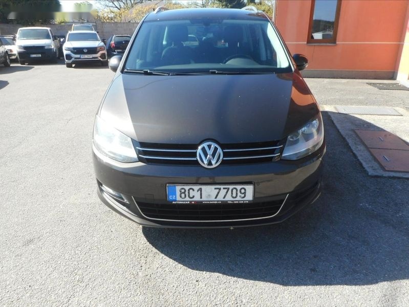 Volkswagen Sharan,2,0 TDi SOUND - 2