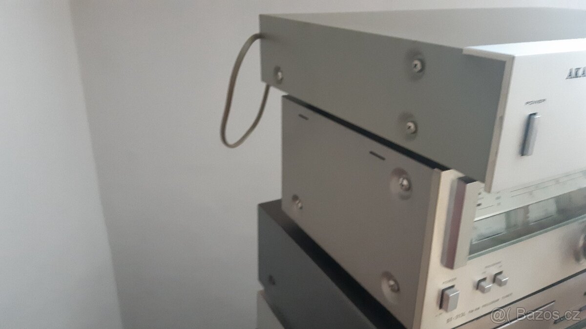 AKAI AT-K03 - 2