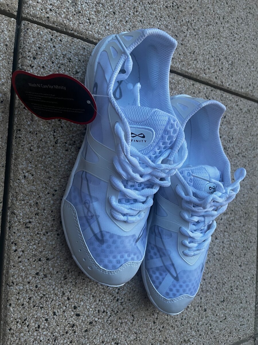 Cheerleading boty Nfinity Vengeance 39,5 - 2