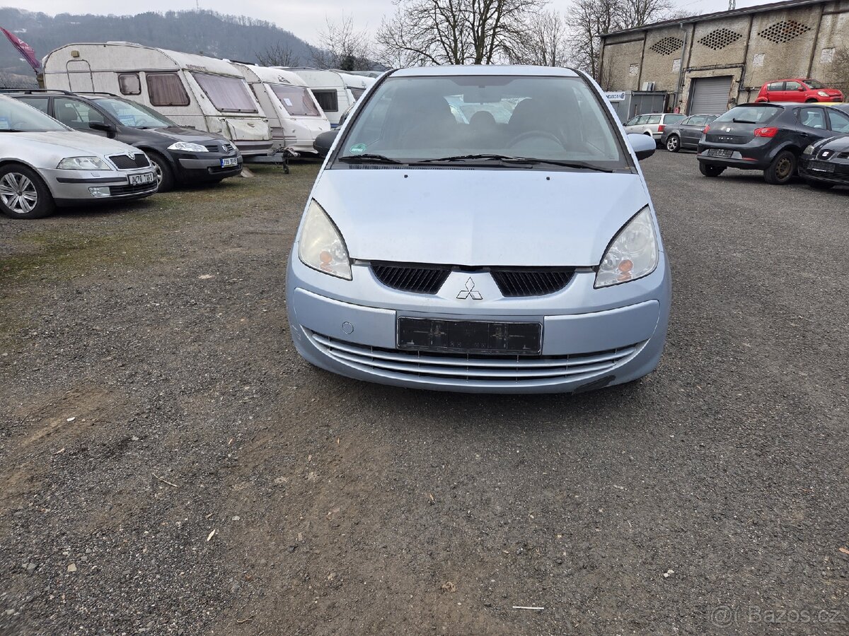Mitsubishi Colt - 2