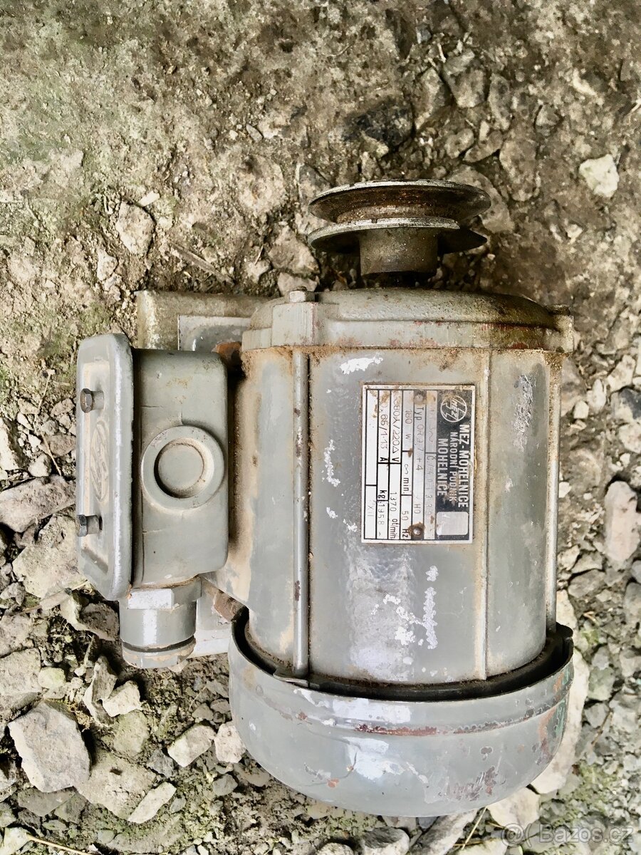 Elektromotor Mohelnice 1370 ot/min - 2