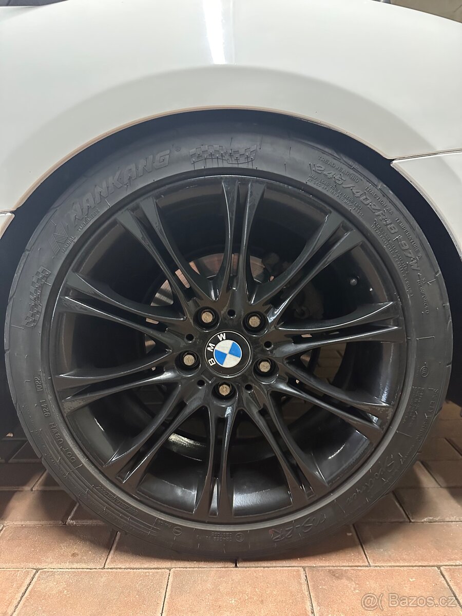 BMW styling 135 r18 5x120 - 2