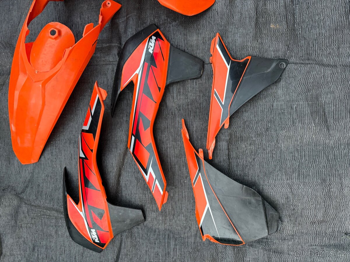 Originální Plasty Ktm Sxf 2011-2015.