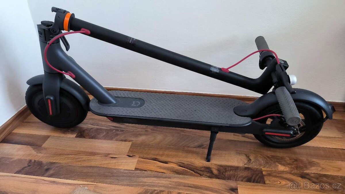Xiaomi Mi Electric Scooter M365 - 2