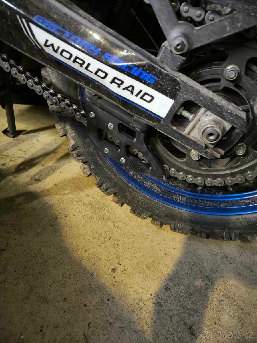 Tenere 700  vodítko řetězu