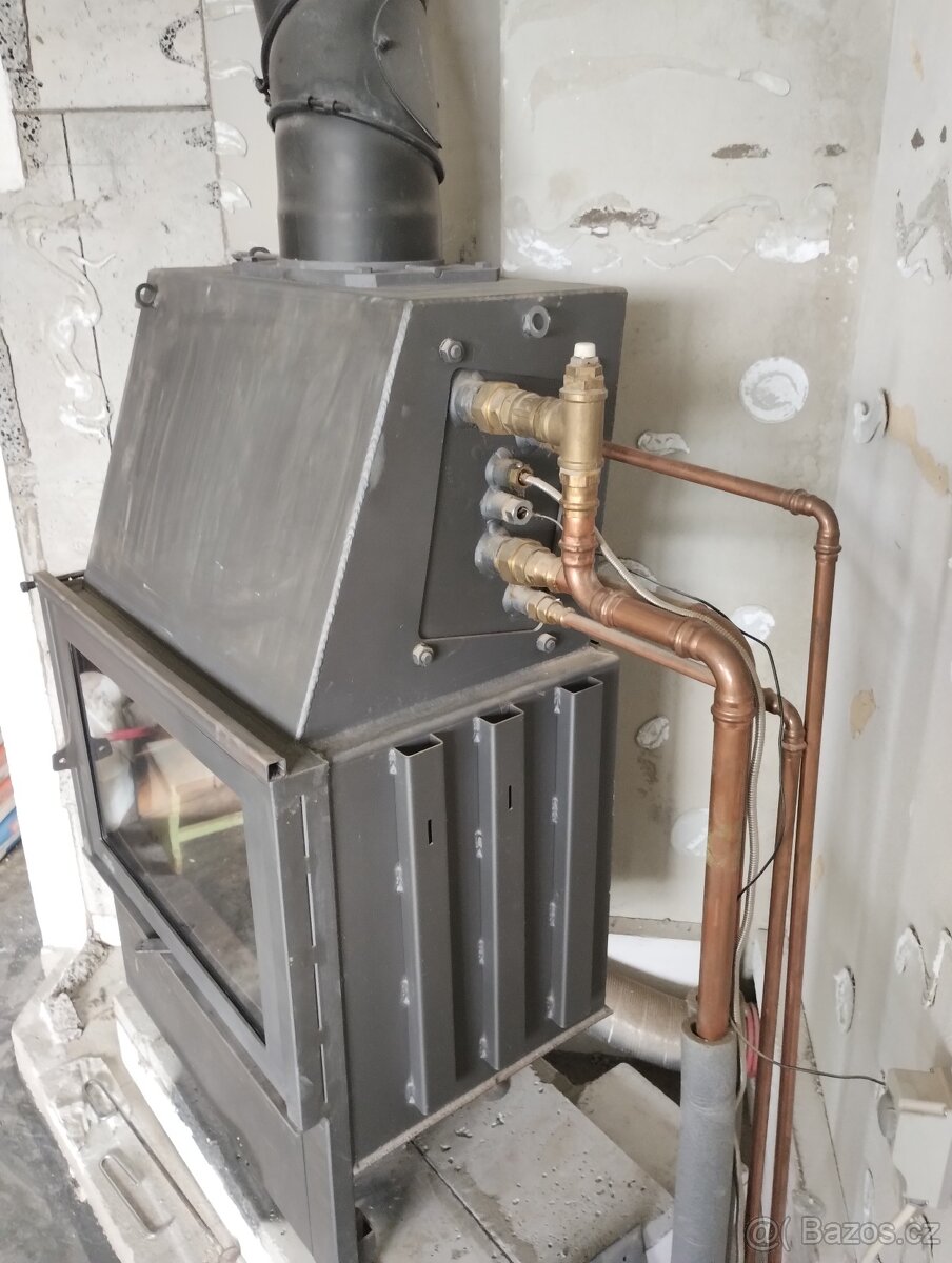 Krbová vložka s teplovodním výměníkem - 2
