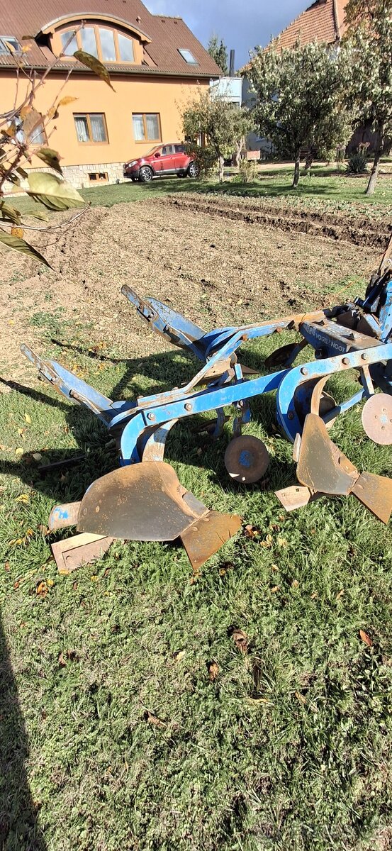 Pluh Vogel & noot hektomat - 2