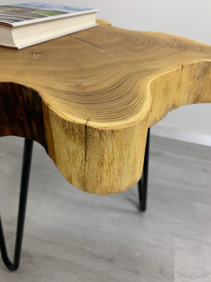 Konferenční stolek Akát - 2