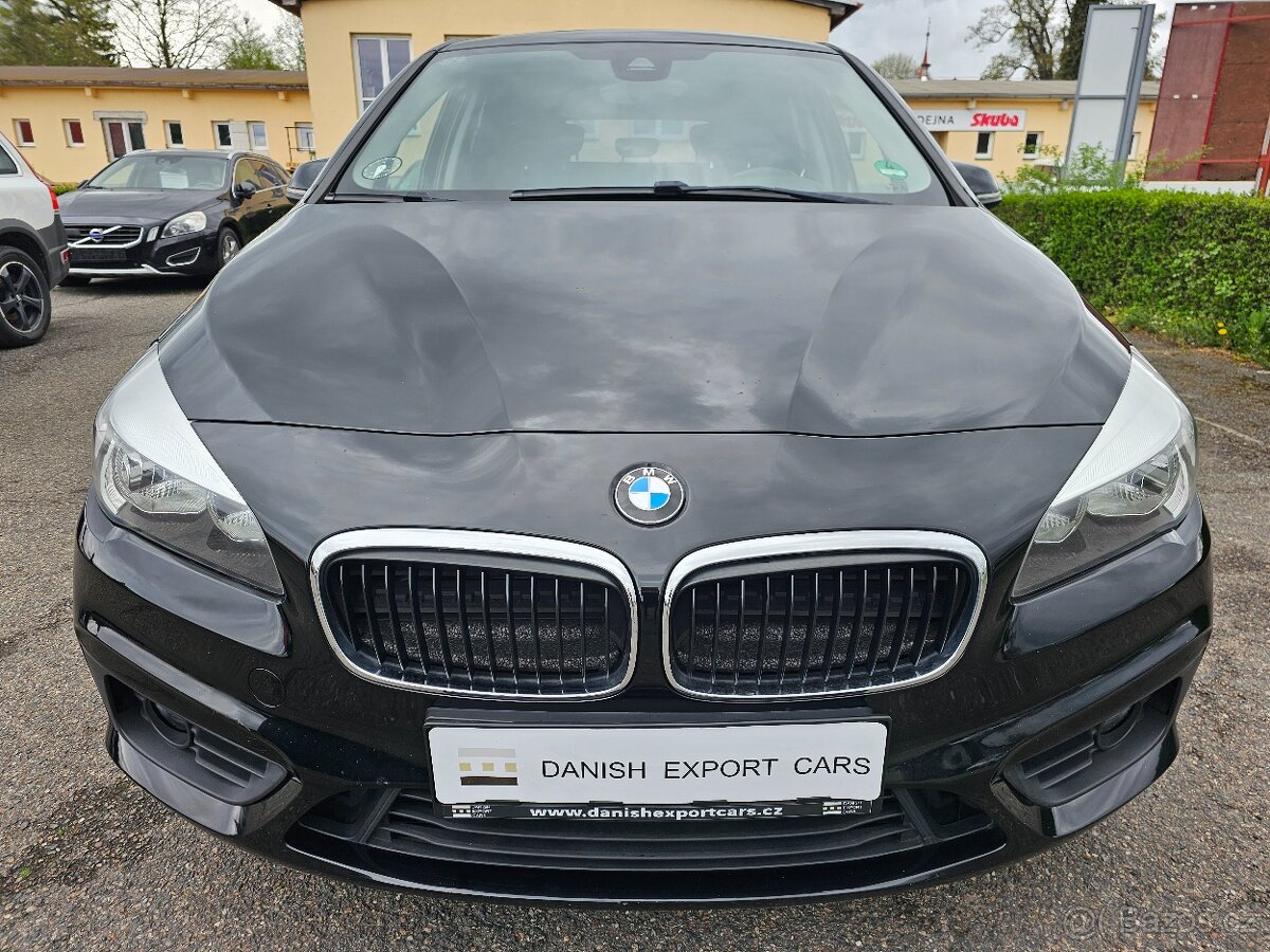BMW 220D 140kW 2017 ACTIVE TOURER,VÝHŘEVY,SENZORY,TEMPOMAT - 2