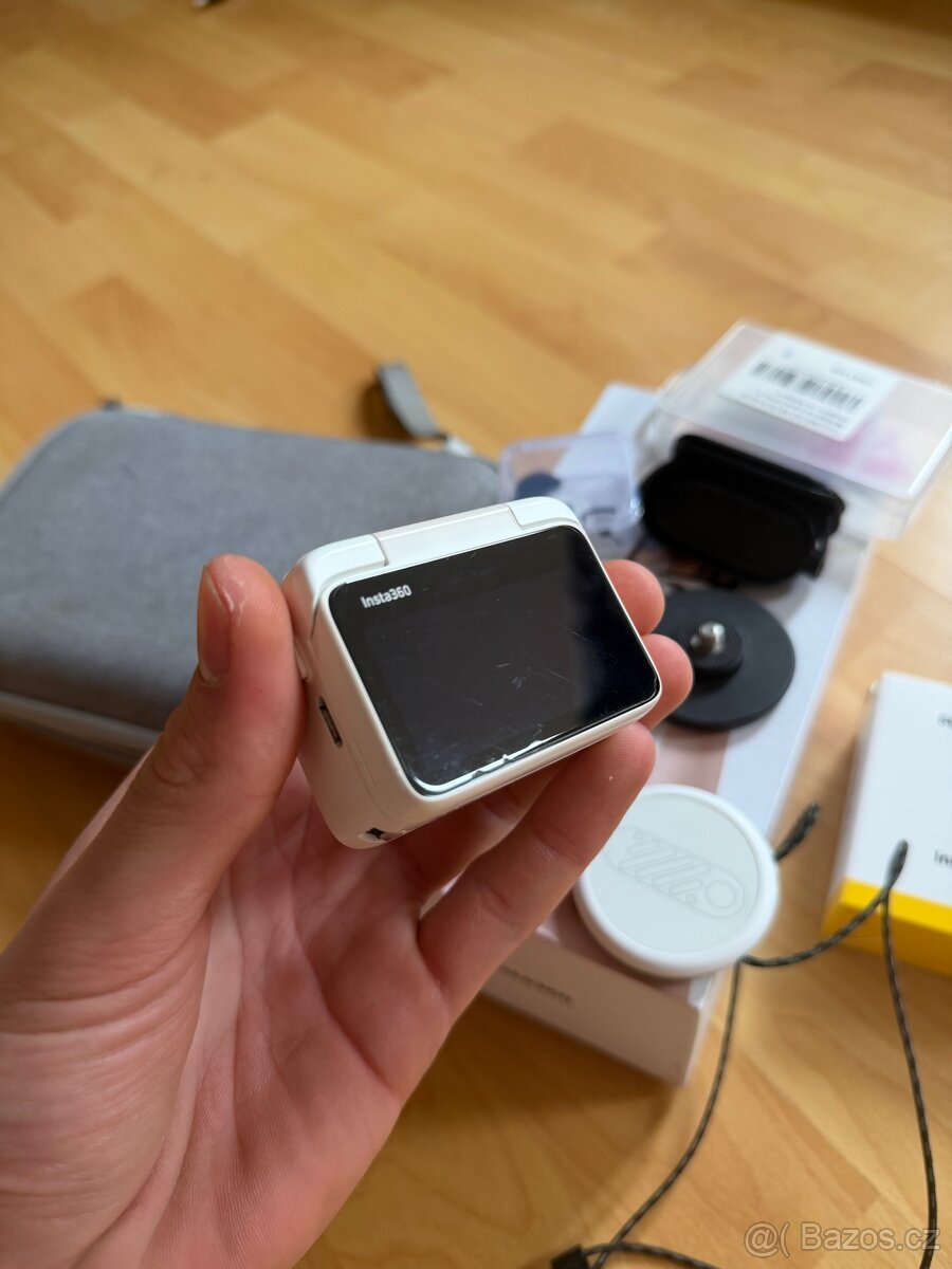 Insta 360 GO 3 128GB+ příslušenství/záruka - 2