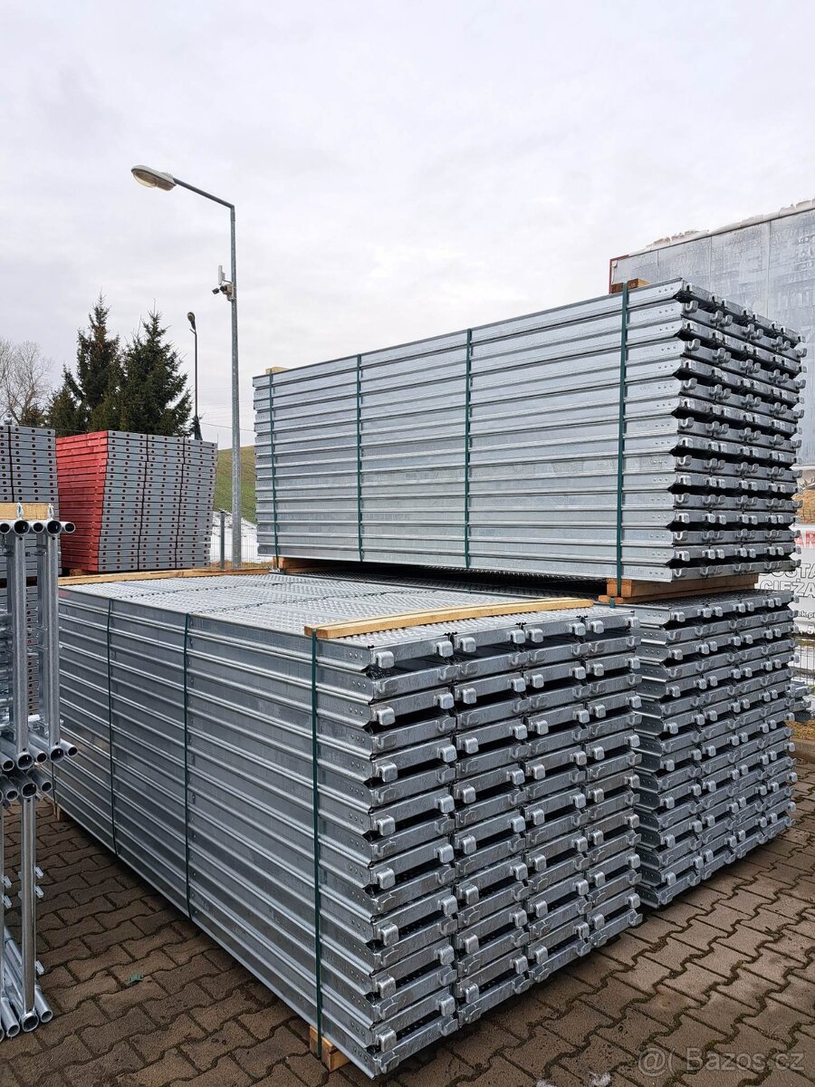 Lešení Baumann 100m2 - 2