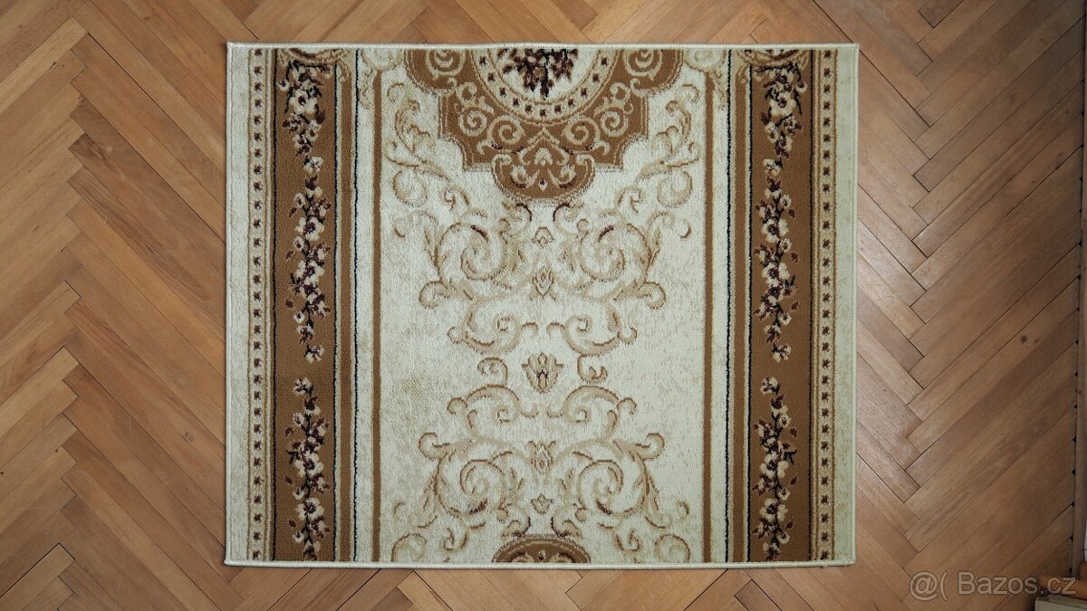 Koberec běhoun krémový. - 2