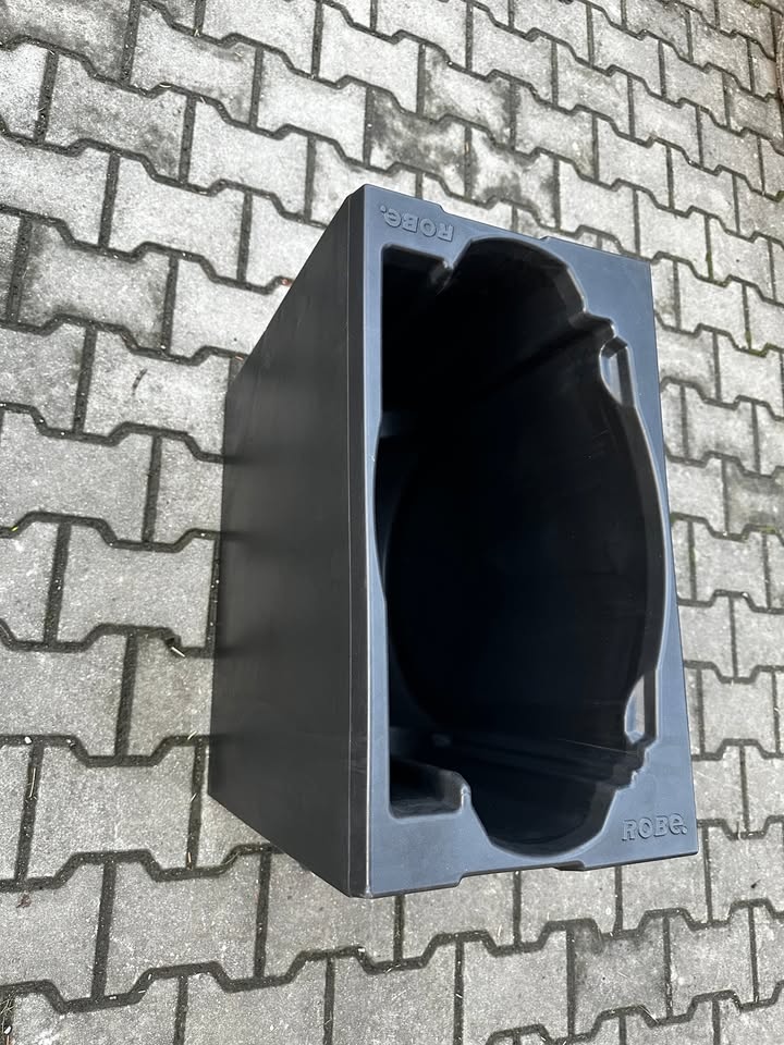 Prodám výplně case Robe - 2