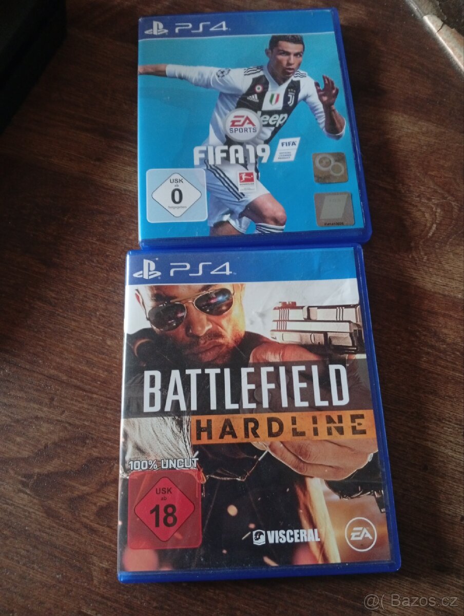 PlayStation 4 Slim na díly - 2