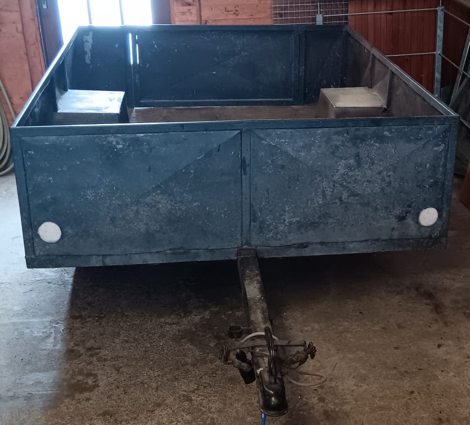 PŘÍVĚSNÝ VOZÍK ZA AUTO - 2