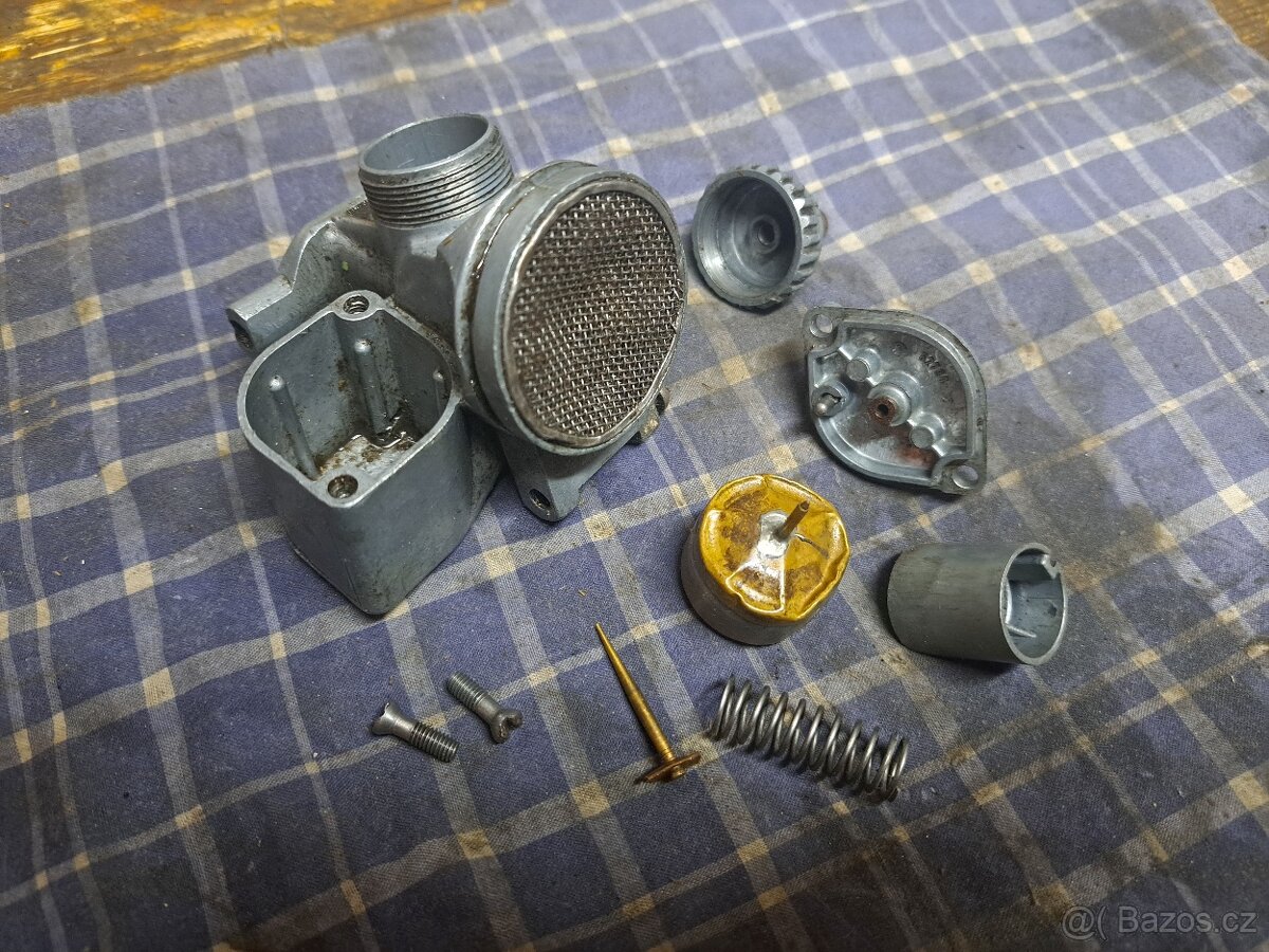 Stadion S22 - Karburátor Jikov - 2