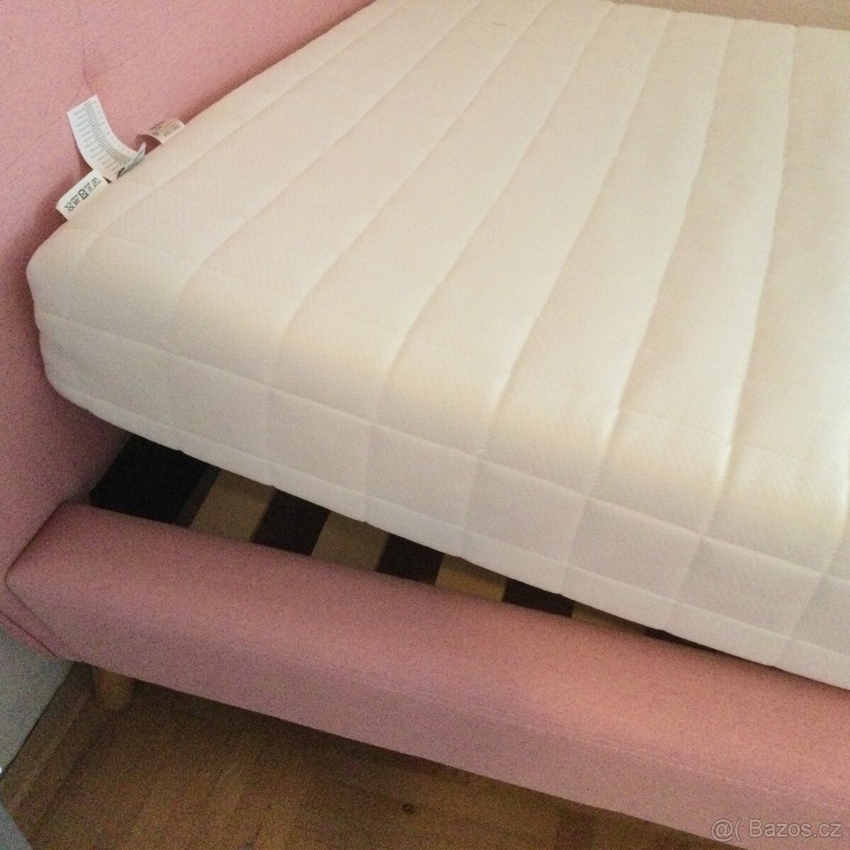 Uplne nova postel s rostem a matraci - 2