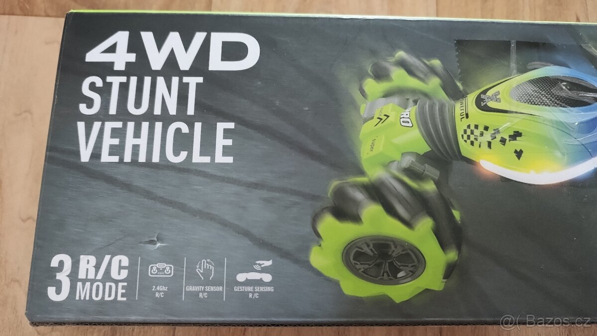 RC Auto 4x4 - 2
