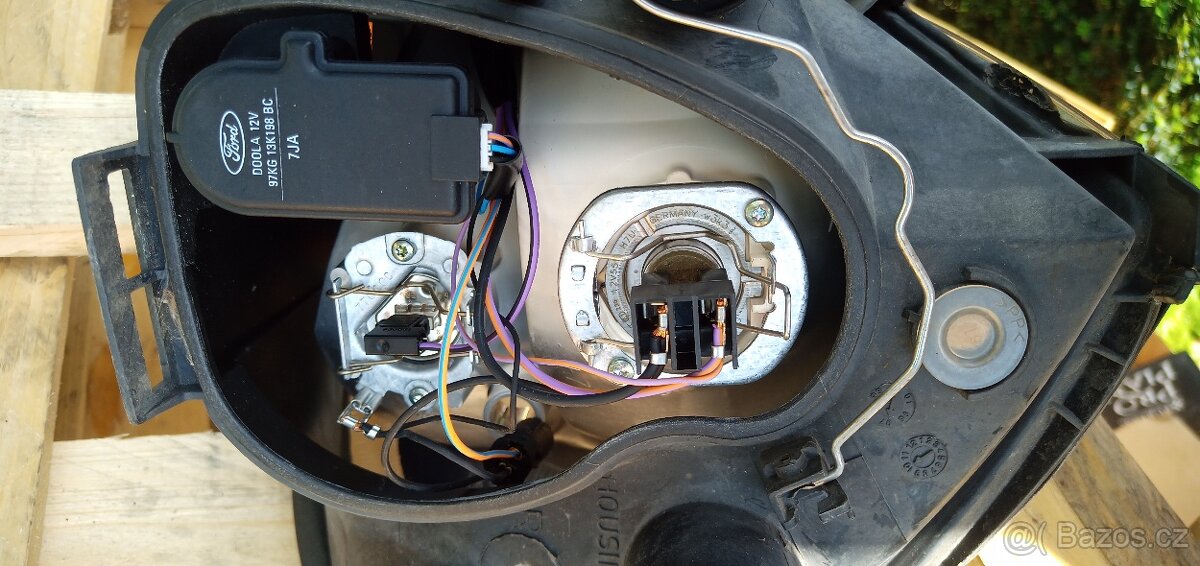 Ford Ka 99-08, přední světlomety, zadní lampy - 2