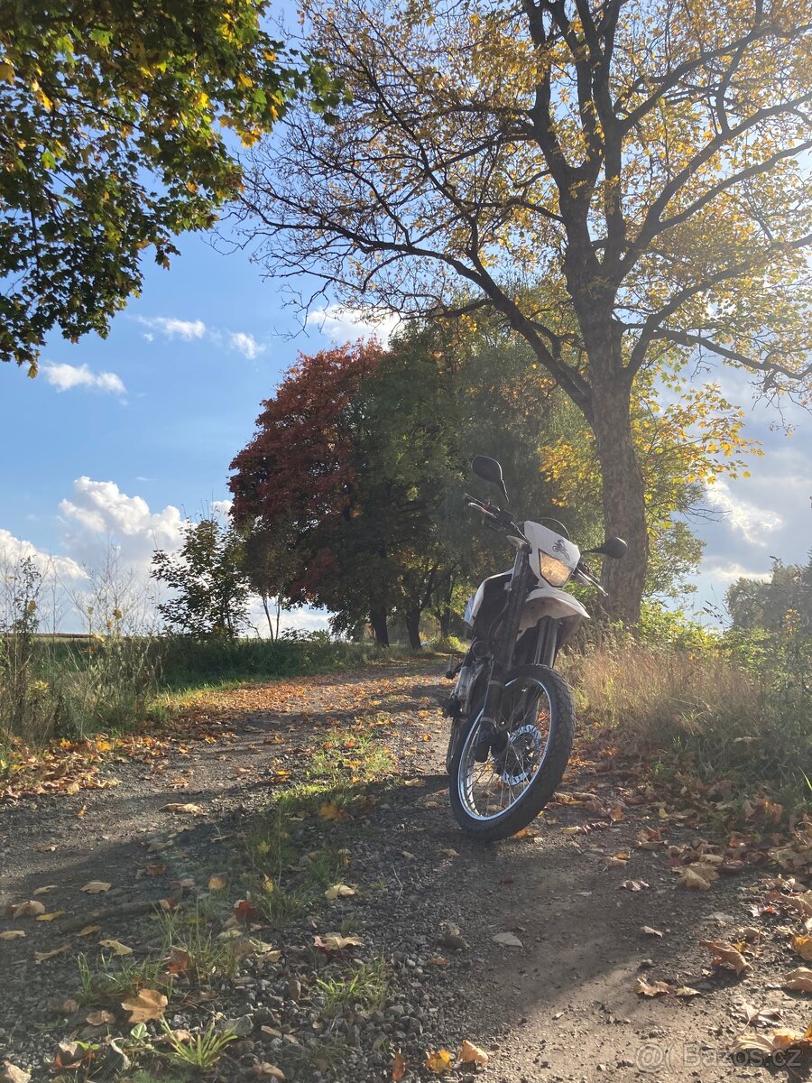 Yamaha wr 125r