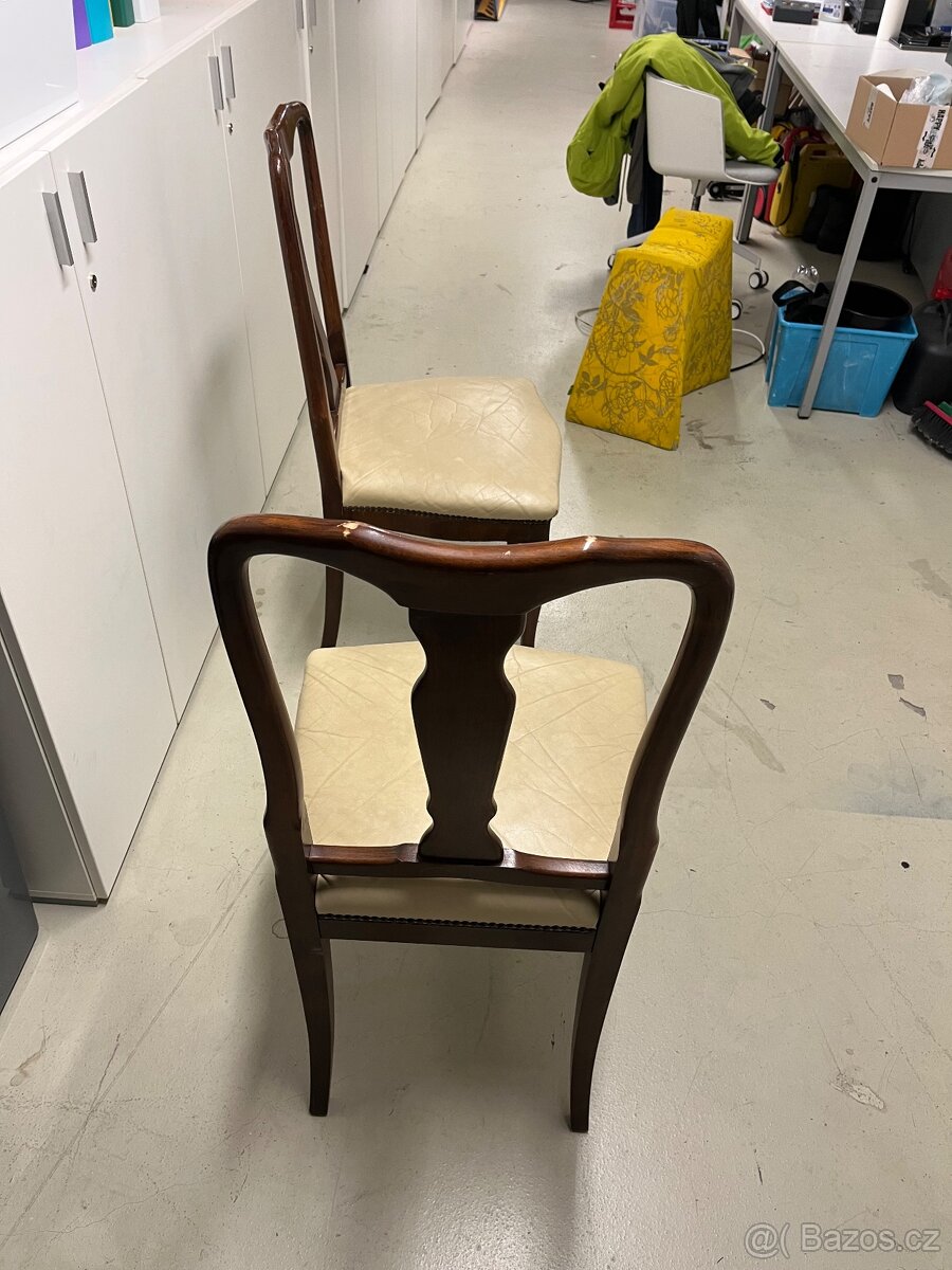 4x starožitná čalouněná židle. - 2