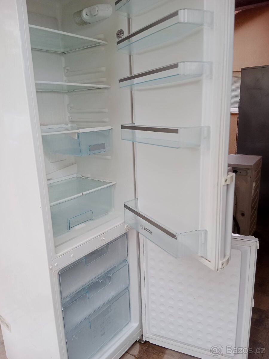 Lednice s mrazakem Bosch A+++ - 2
