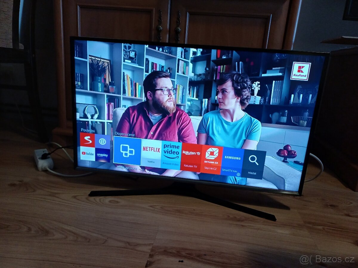 Smart TV 32" Samsung UE32J5572-úhlopříčka 80cm - 2