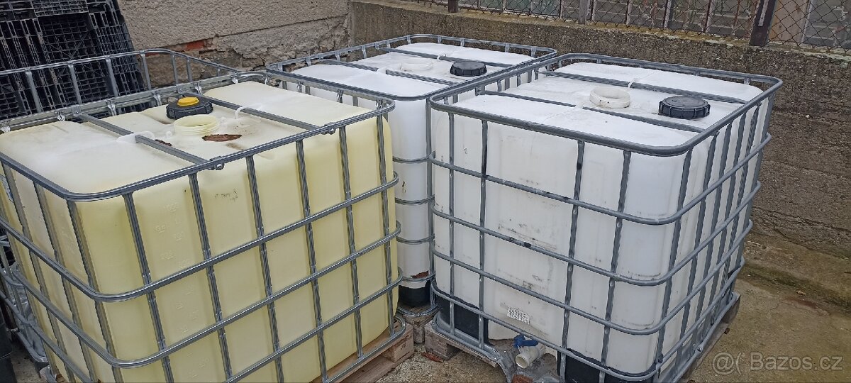 IBC nádrže - 1000 litrů - 2