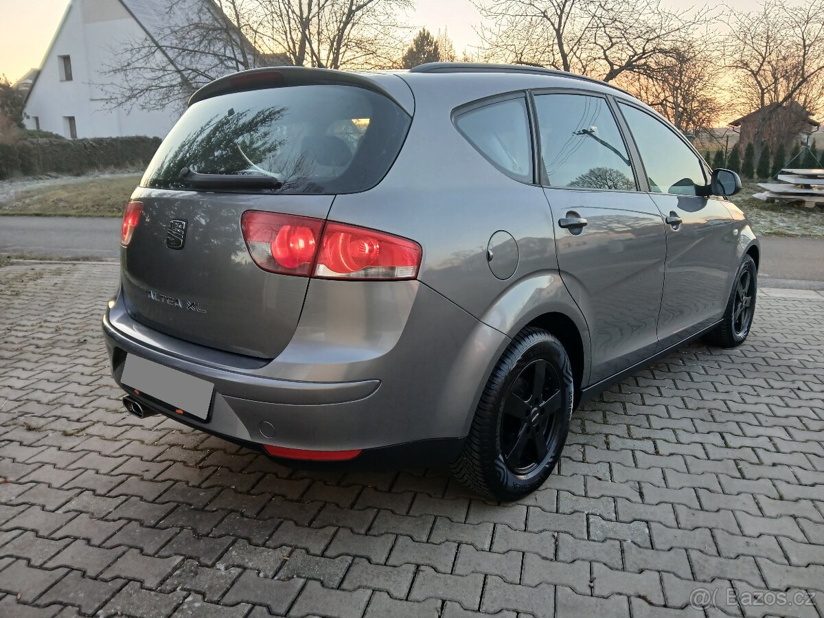 NÁDHERNÉ MPV SEAT ALTEA XL 1.9 TDI-77 KW-1.MAJ.-172.TIS.KM - 2