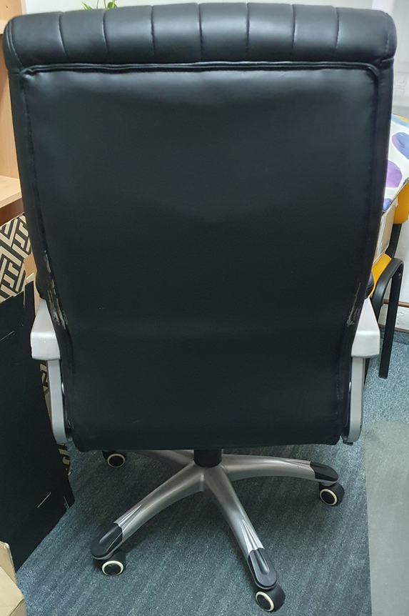 Kancelářská židle - otočné křeslo - 2