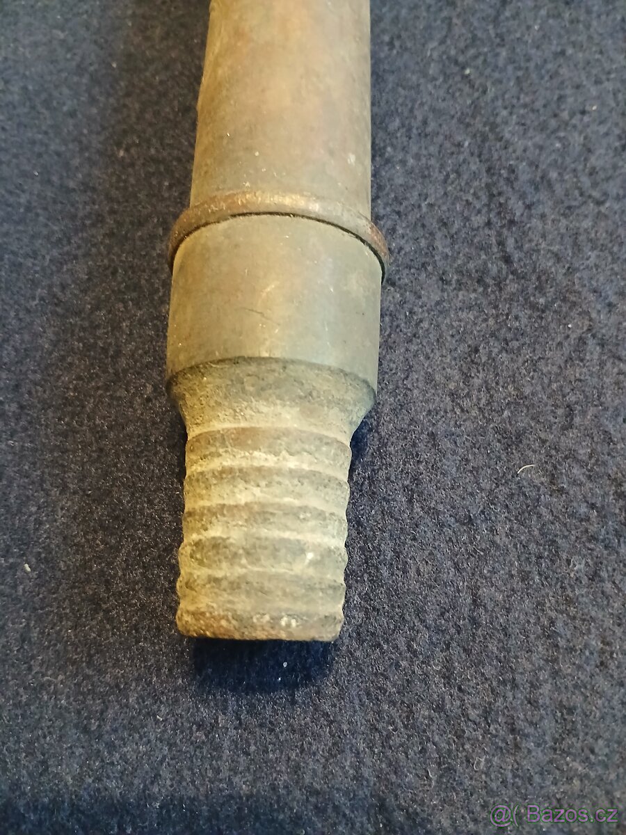 Hasičská mosazná proudnice. - 2