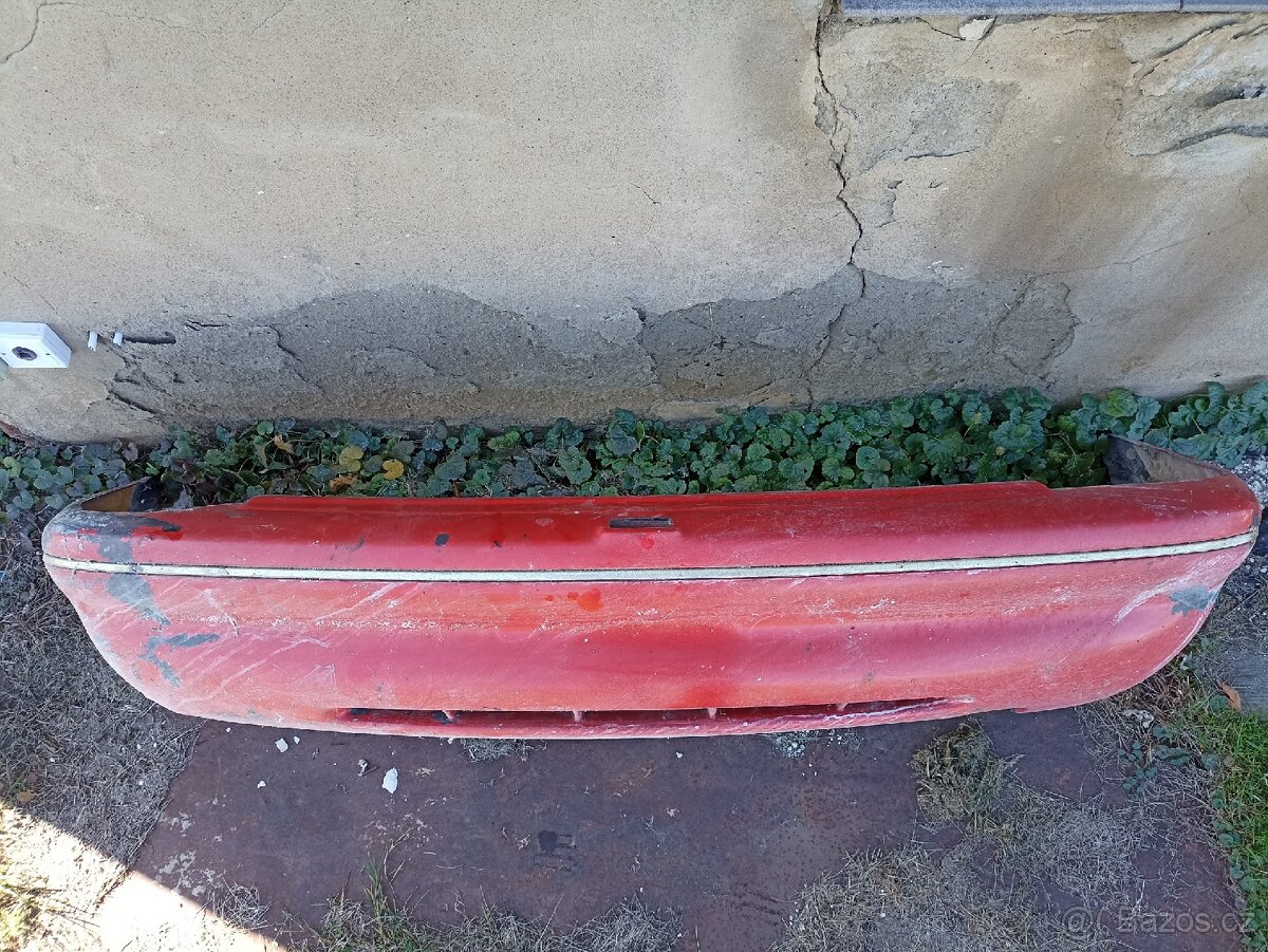 Ford Escort nárazník - 2