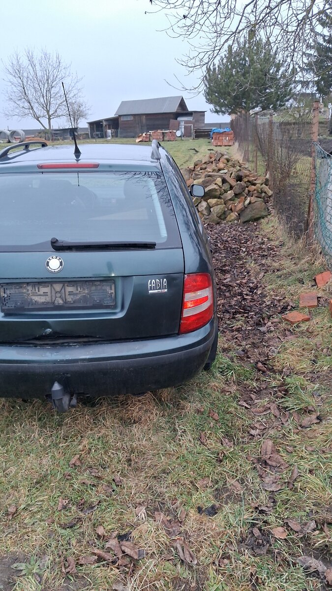 Nahrádní díly z FABIA I - 2