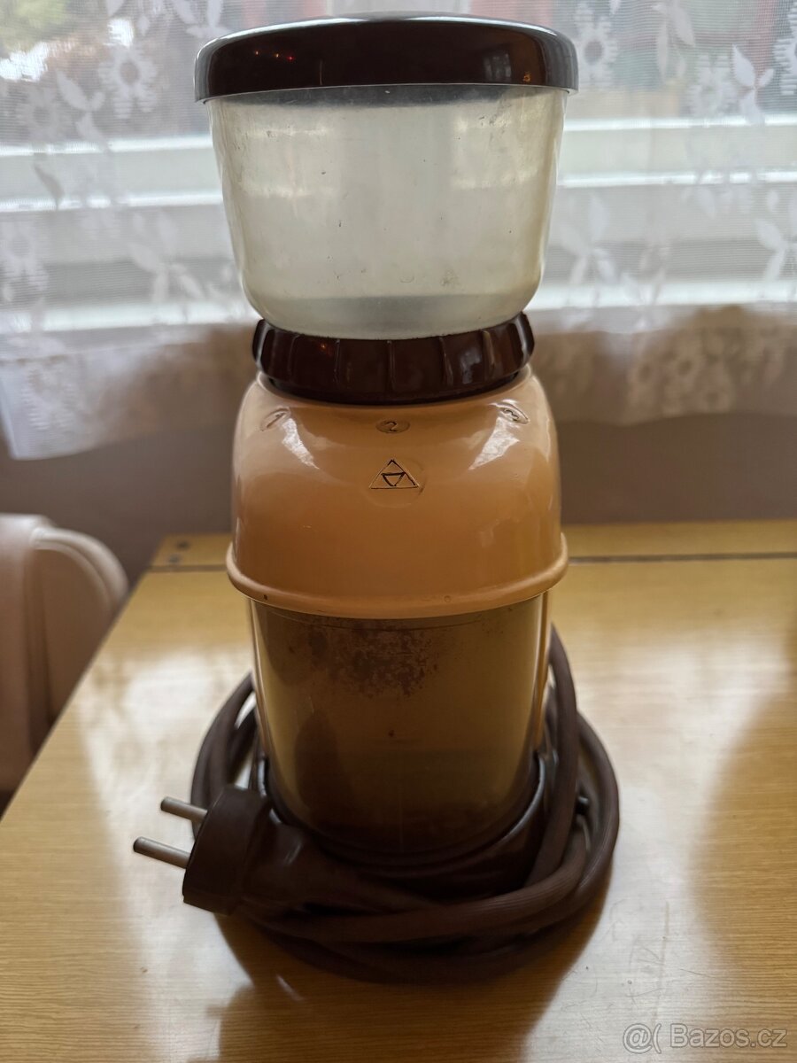 Retro elektrický mlýnek na kávu - 2