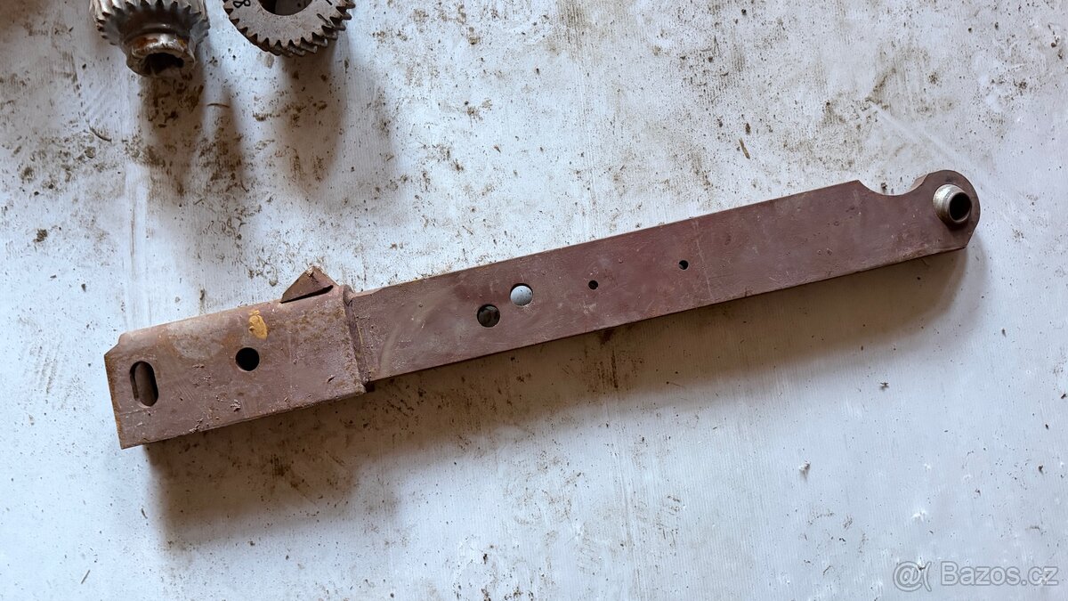 Spodní táhlo - kšanda Zetor Crystal - 2