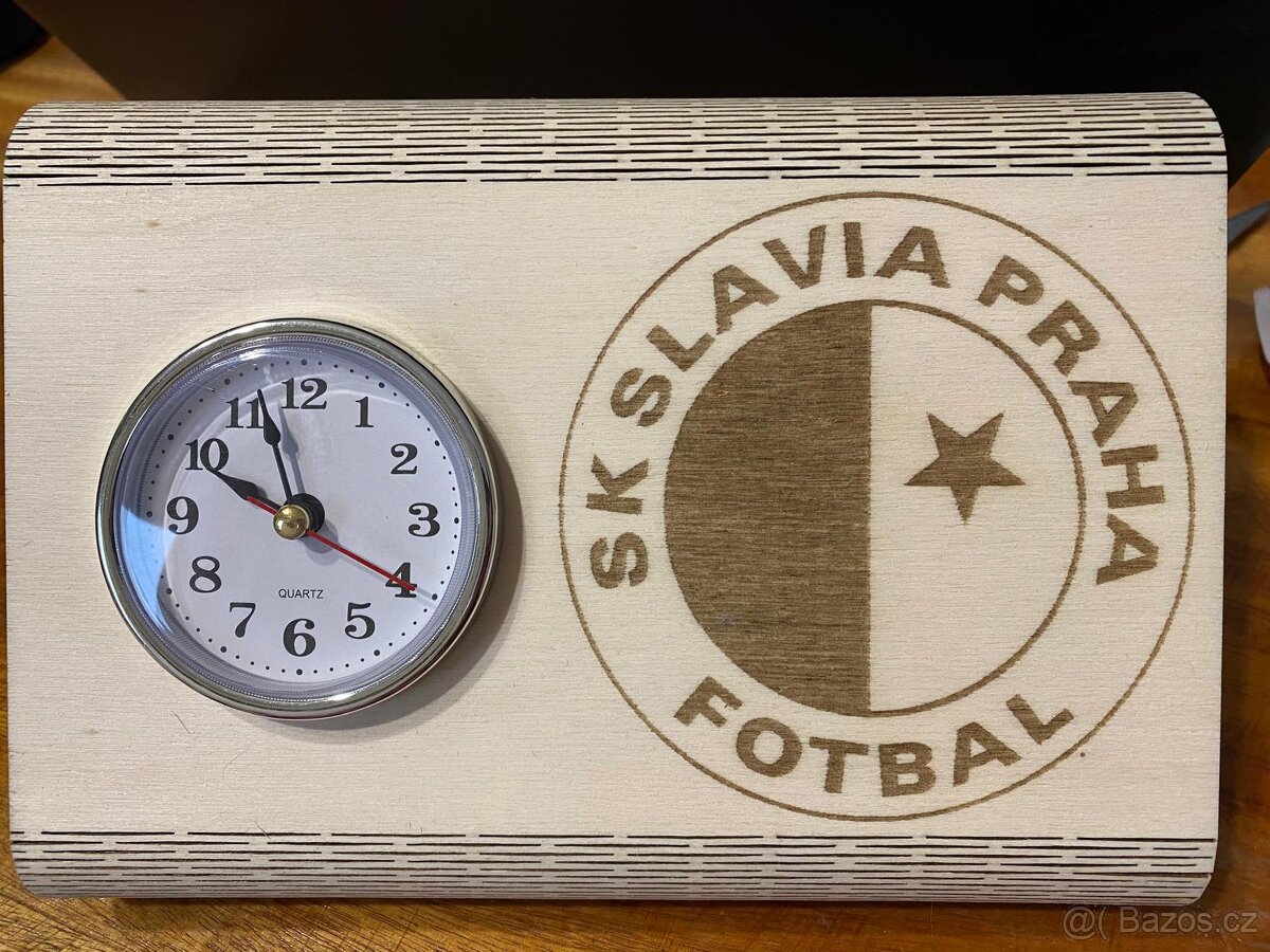 Dřevěné gravírované stolní hodiny - 2