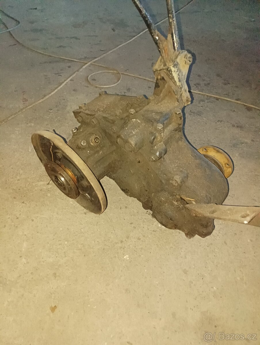 Redukční převodovka Uaz 469/452 - 2