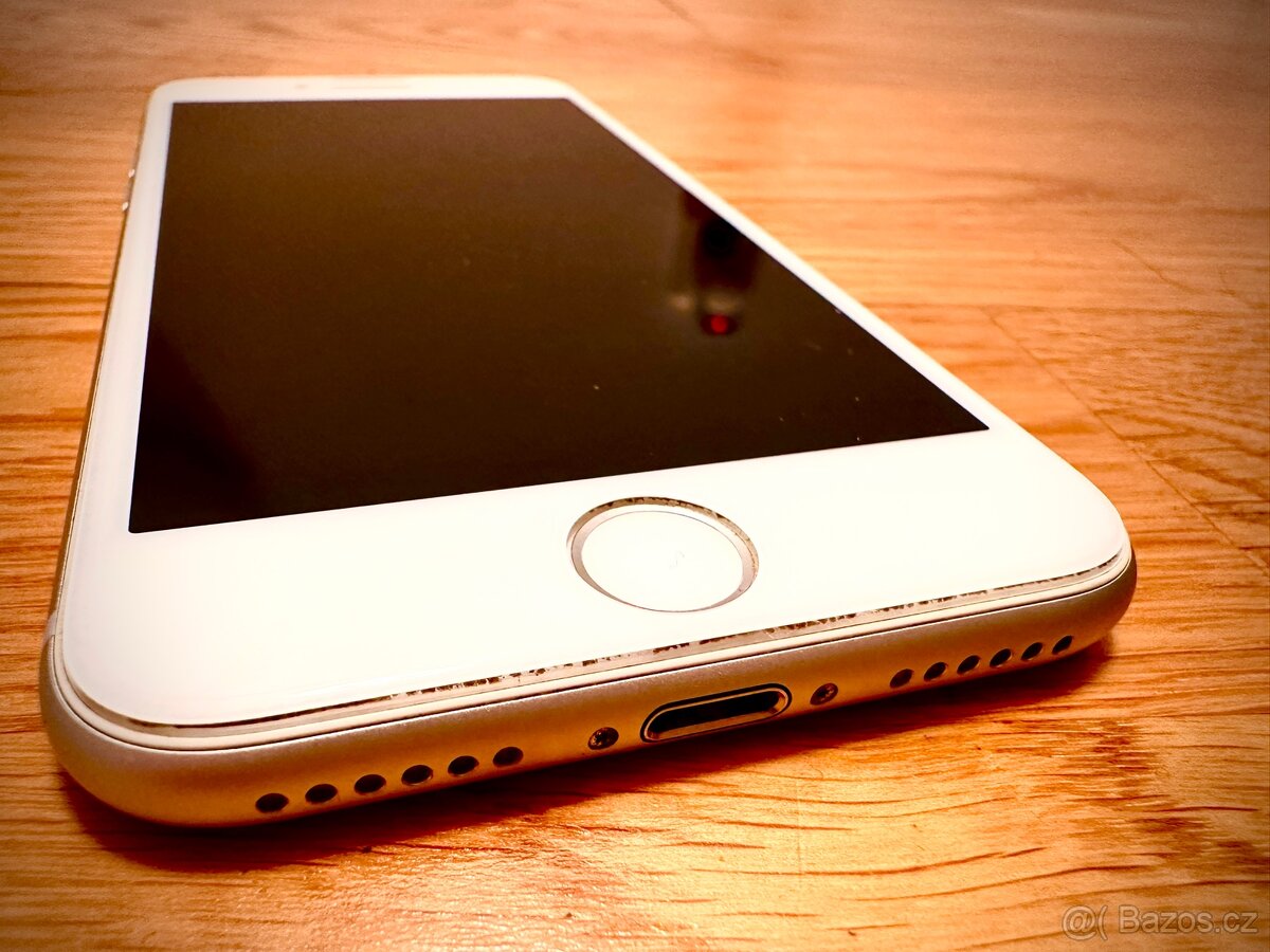 iPhone 8 Silver , 256GB - 2
