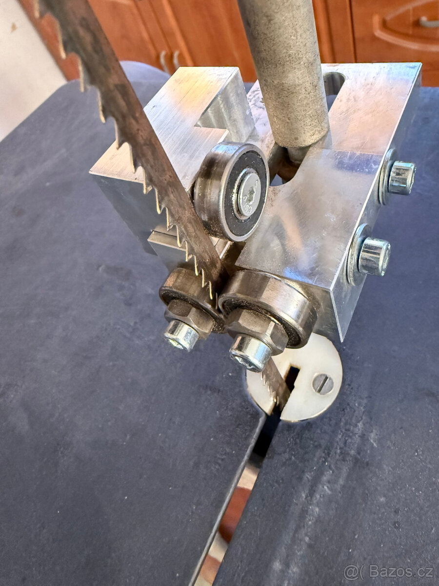 Pásová pila P320 - 2