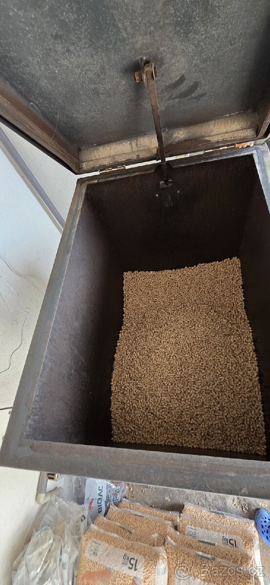 Peletovy kotel Benekov B14 - 2