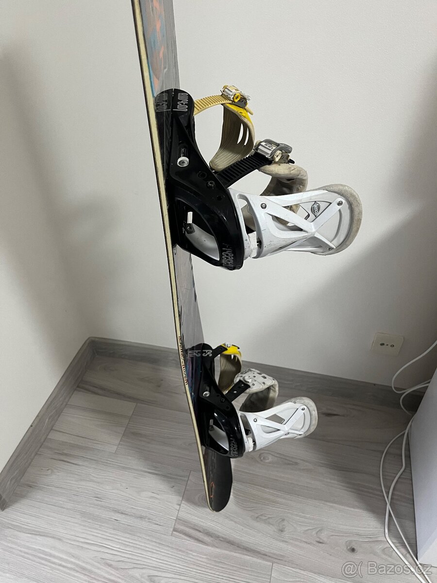 Nabízím NITRO 151cm, SubZERO HOT WING model. - 2
