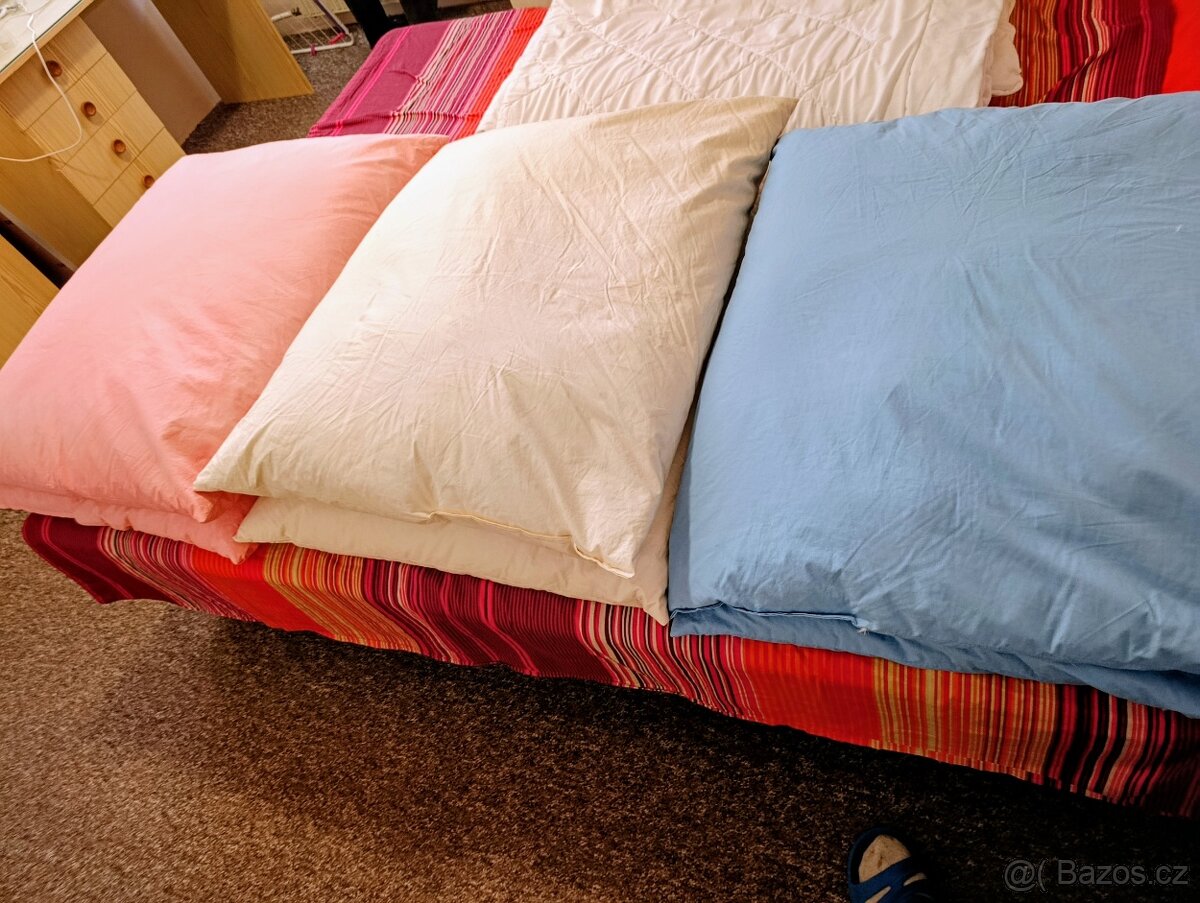 POLŠTÁŘE PÉŘOVÉ - 2