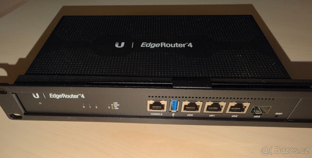 Ubiquiti EdgeRouter ER-4 - router - 2
