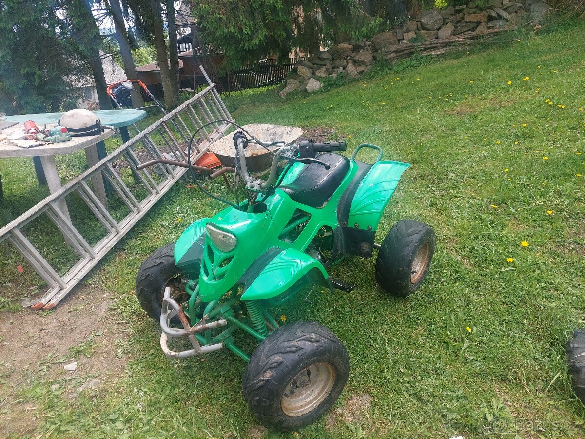 Čtyřkolka 125