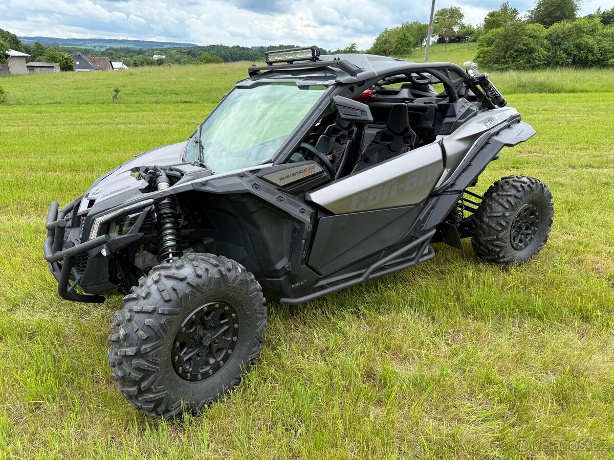 Prodám CAN AM MAVERICK X3 XRS TURBO jako nový