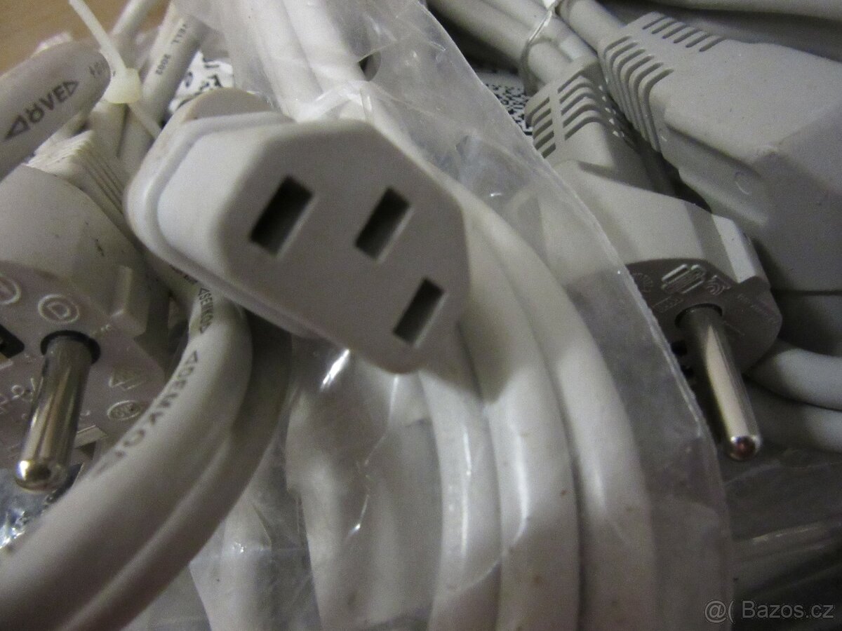 10 x nový napájecí kabel... - 2