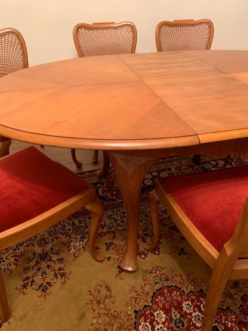 Stůl oválný jídelní, rozkládací a 6 židlí - masiv - 2
